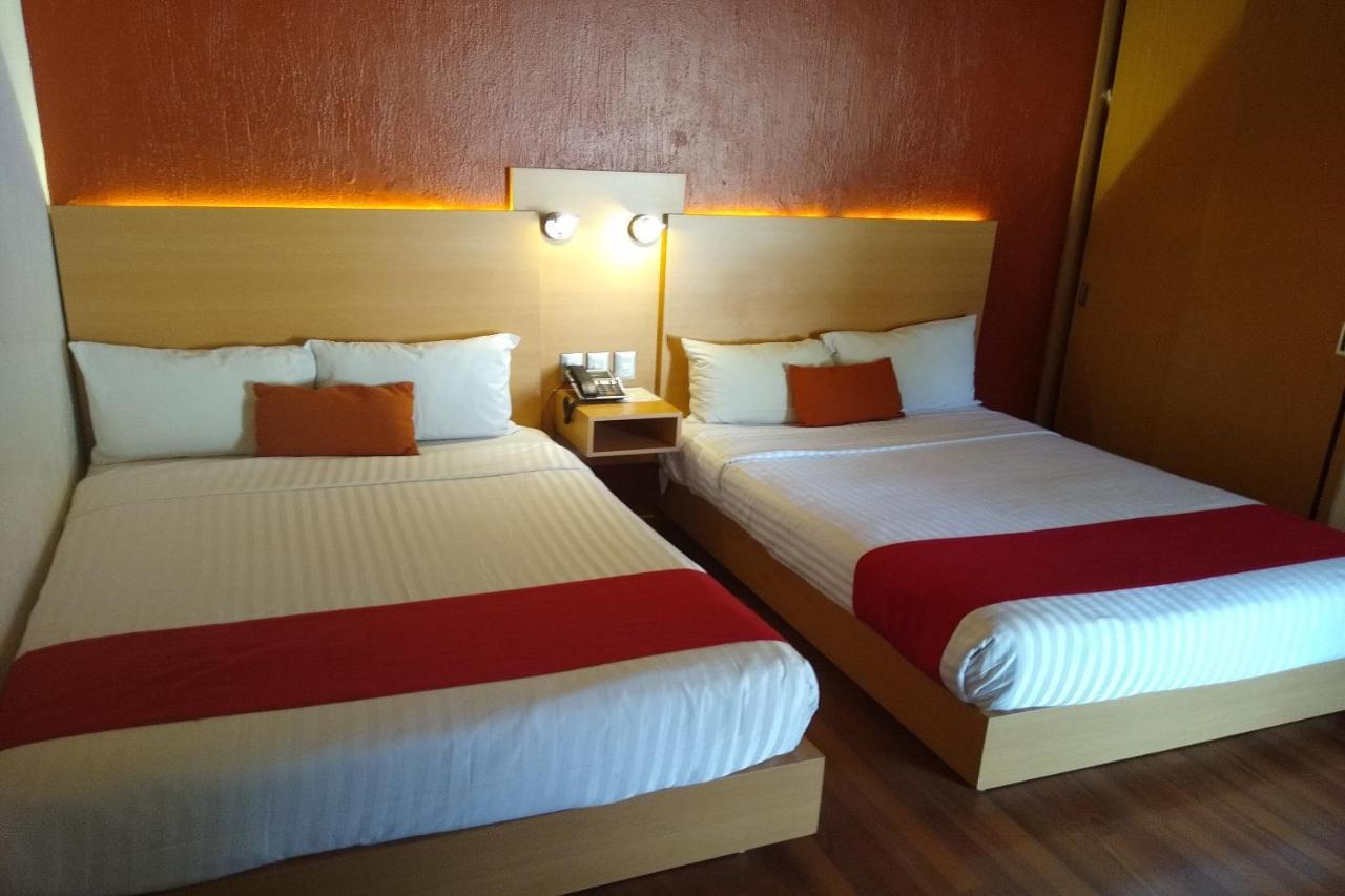 Hotel Villa Del Sol Expo Гвадалахара Екстер'єр фото