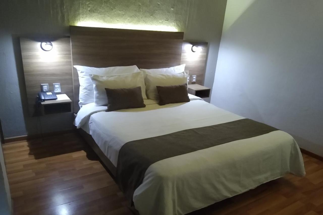 Hotel Villa Del Sol Expo Гвадалахара Екстер'єр фото